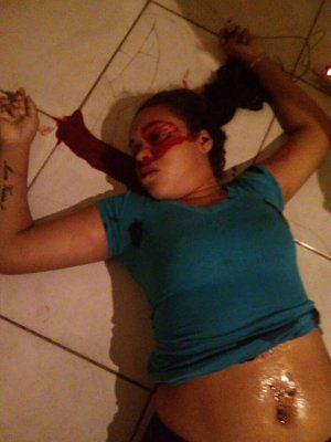 20-yo-shot-her-home-02.jpg