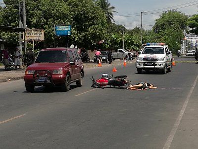 26-yo-woman-dead-motorcycle-accident-03.jpg