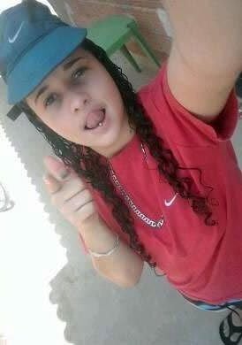 Name:  Giovana%20%281%29.jpg
Views: 2393
Size:  25.3 KB