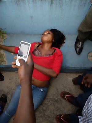 woman-found-lying-dead-otokutu-bridge-delta-state1.jpg