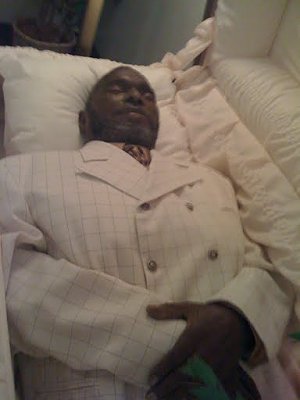 black-20man-20open-20casket.jpg