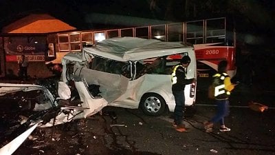 tra03-.jpg