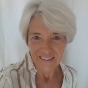 Woman%20%283%29.jpg