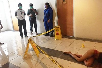 diduga-korban-pembunuhan-wanita-bersimbah-darah-di-lantai-apartemen_m_190374.jpg