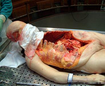 corpses_27_07.jpg