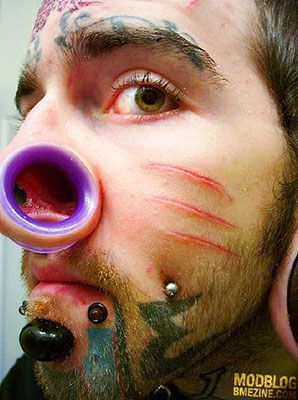 extreme_body_and_implants_2.jpg