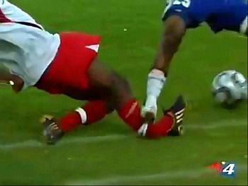 themosthorrificsoccerinjuryoupangulubebreaksleginhalf_display_image.jpg