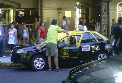 woman-survives-23-storey-suicide-fall-landing-taxi.jpg