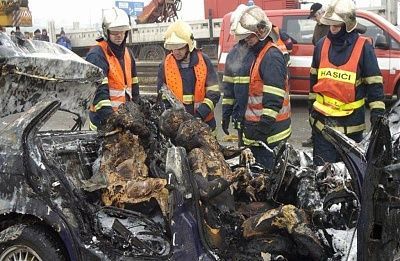 crash-car1.jpg