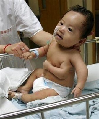 bizarre-yet-real-human-oddities-001.jpg