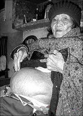 oldpregnantwoman.jpg