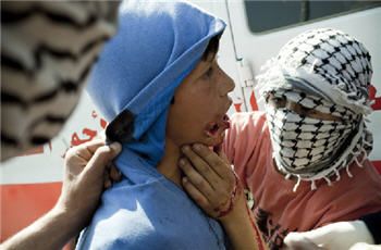 Name:  Israeli-shoots-14-year-old-in-face-with-rubber-bullet.jpg
Views: 2258
Size:  20.7 KB