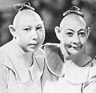 snowtwins.jpg