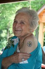 thumb160x_steelers_grandma.jpg