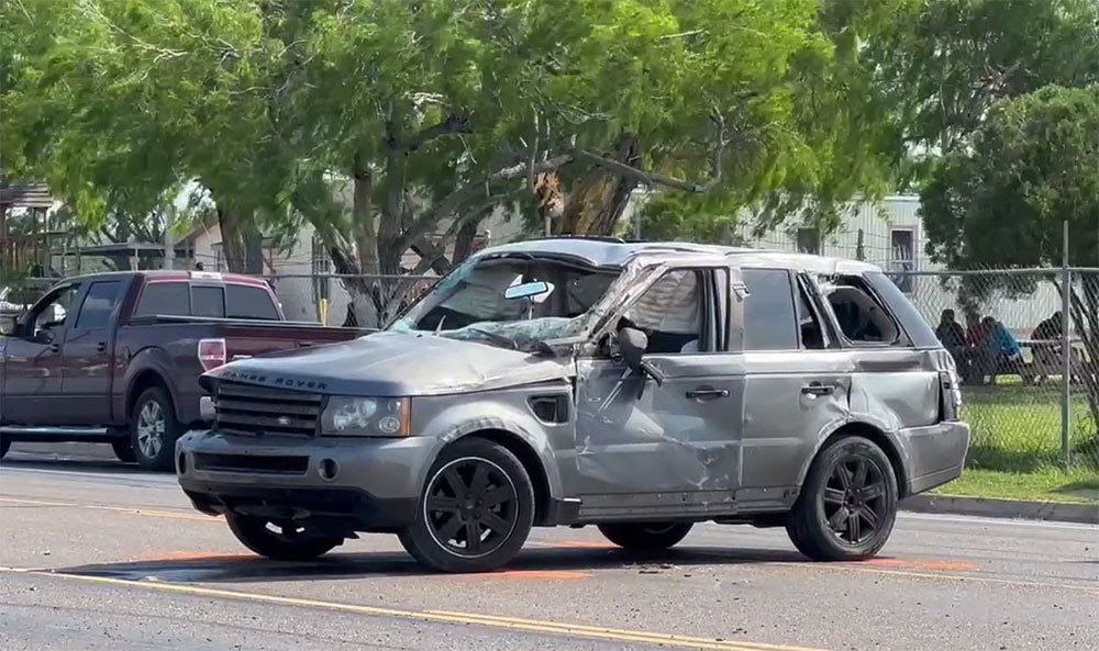1178231d1683482121-seven-killed-after-car-runs-into-pedestrians-texas-border-town-photo_2023-05-07_18-37-59.jpg