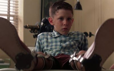 forrest-gump-1994-boy-magic-shoes-leg-braces.jpg