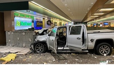 truck-20smash-20-20copy.jpg