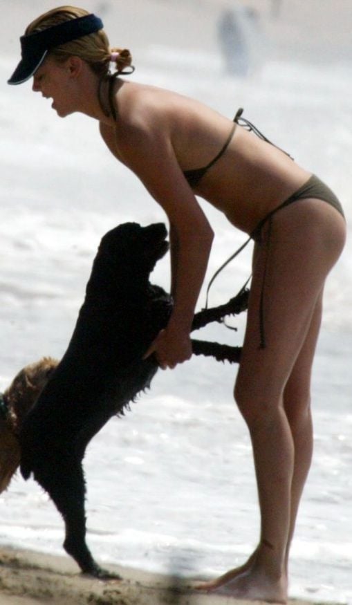 Charlize Theron 6.jpg