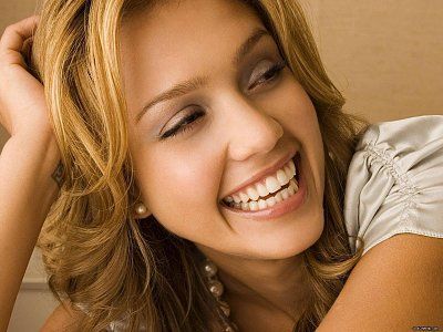 jessica-alba-perfect-smile.jpg