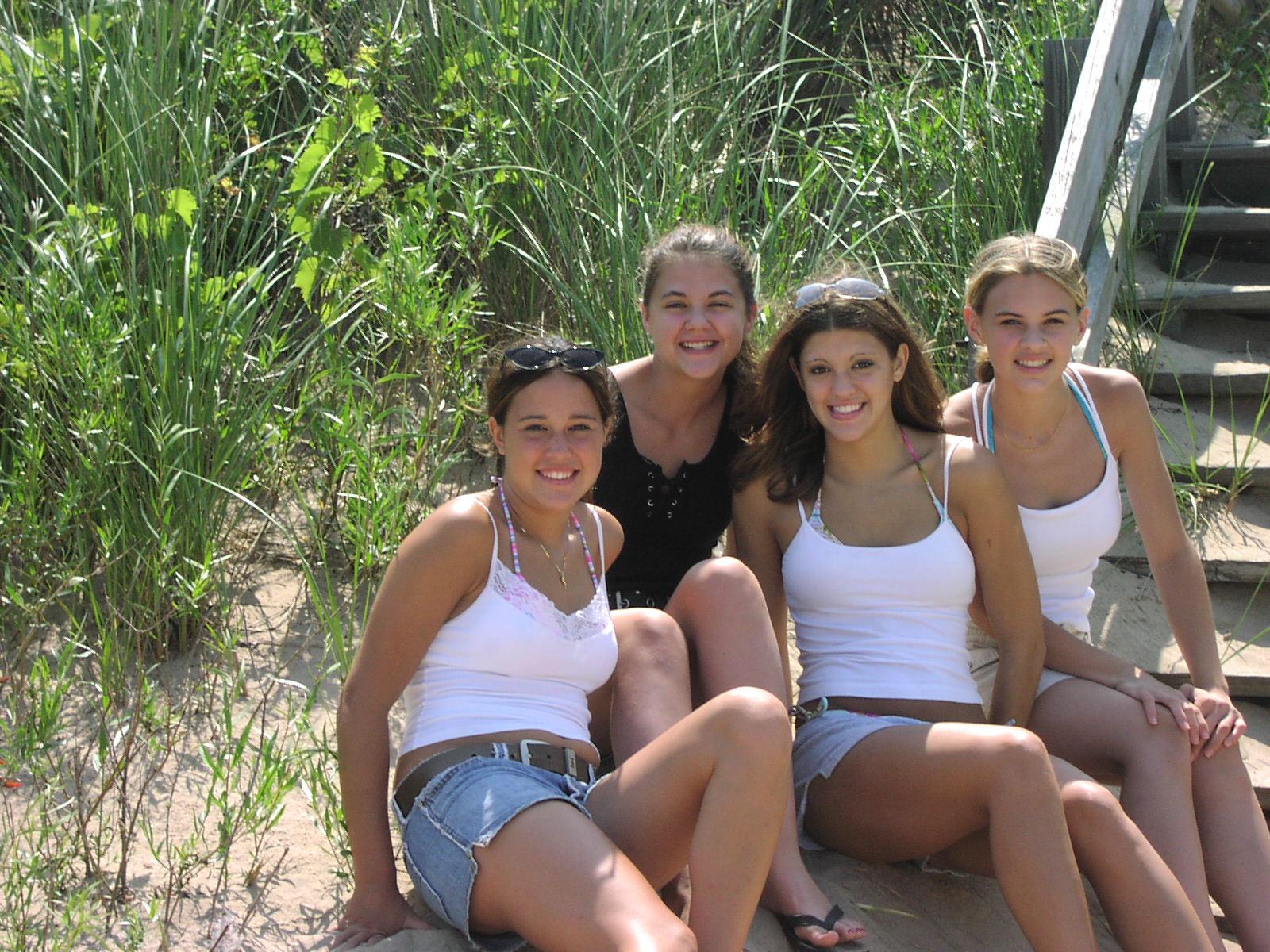 photobucket-hotties83.jpg