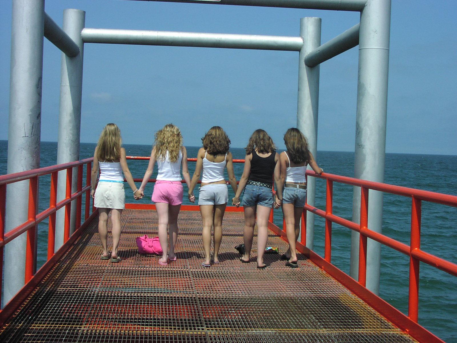 photobucket-hotties86.jpg