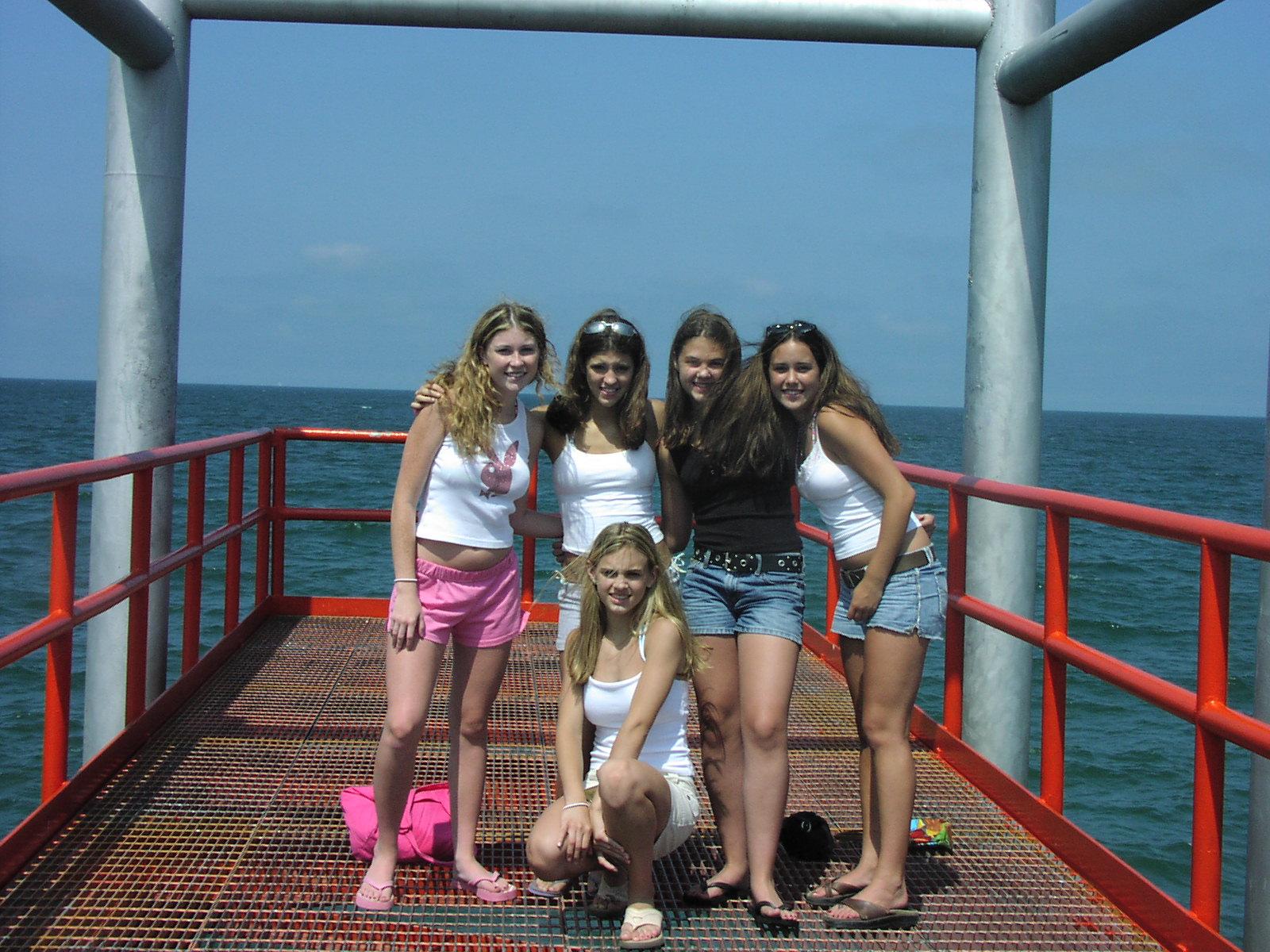photobucket-hotties87.jpg