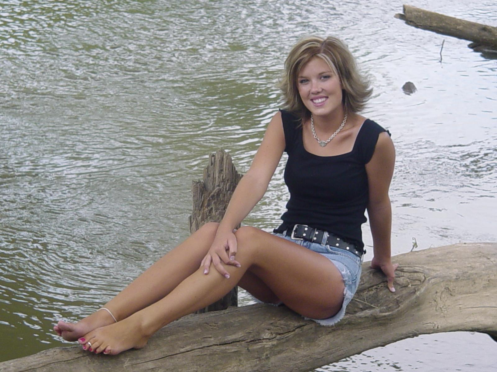 photobucket-hotties96.jpg