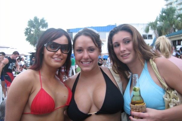 non-nude-bikini-girls-32.jpg