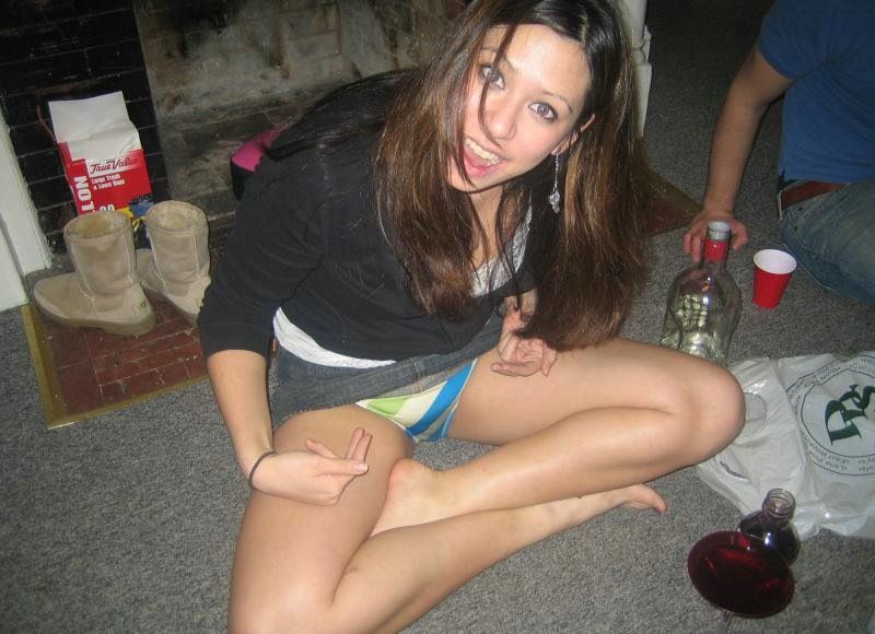 non-nude-teen-girls-7.jpg