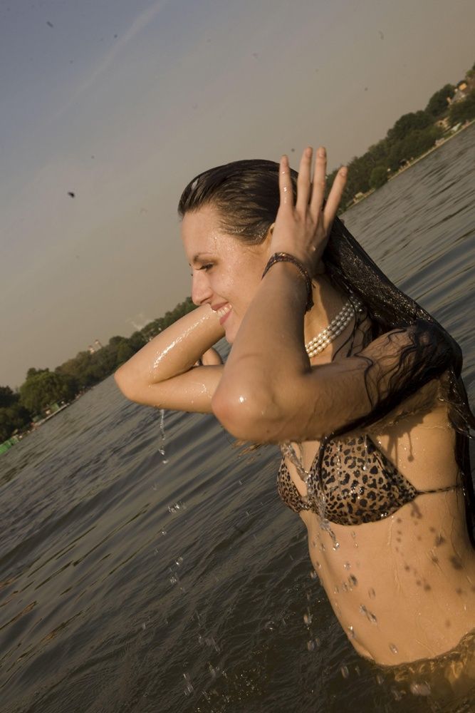 russian-bikini-girls-3-008.jpg