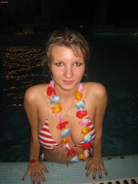 russian-bikini-girls-6-056 [800x600].jpg