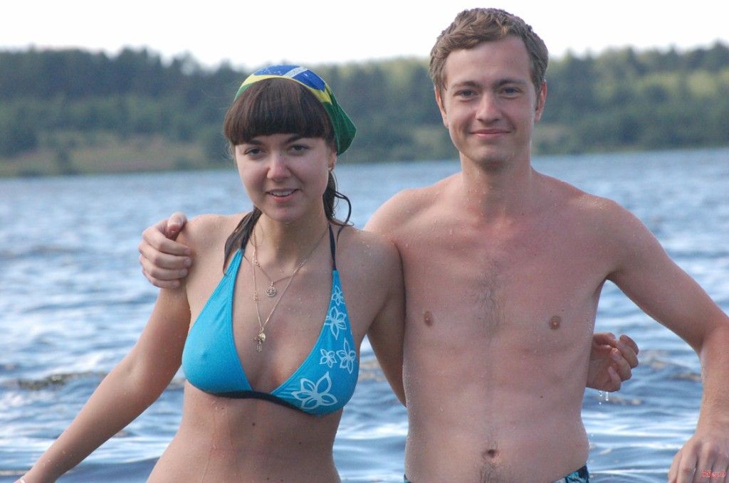 rusian-bikini-candid-027 [1024x768].jpg