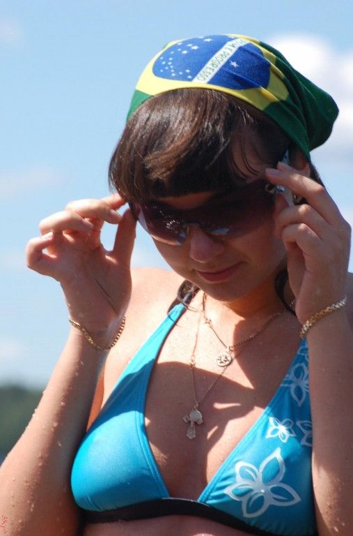 rusian-bikini-candid-045 [1024x768].jpg