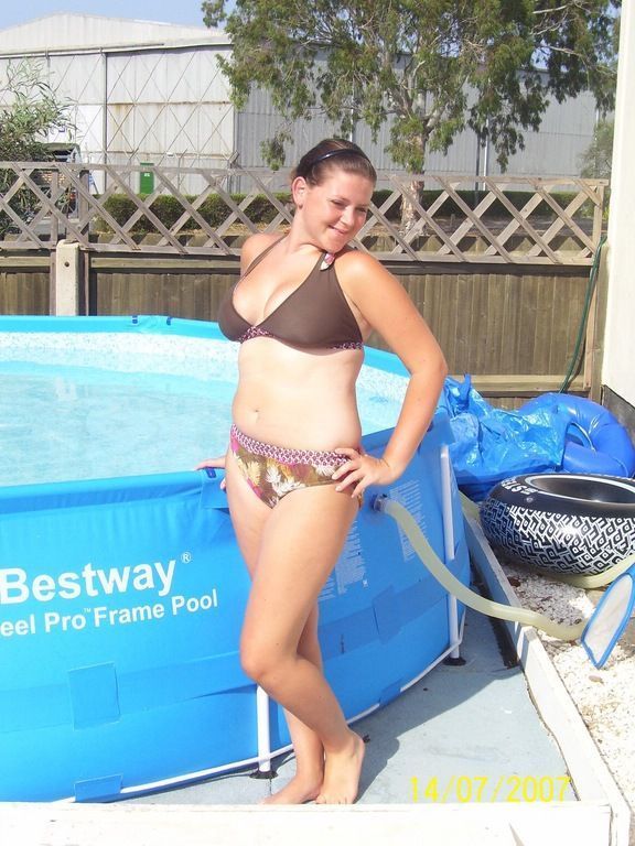 teen-bikini-beach-044_039.jpg