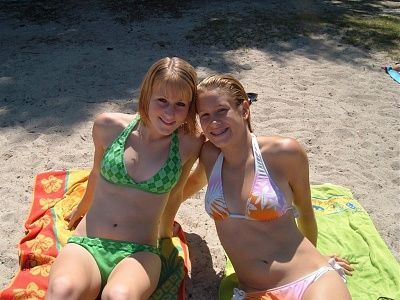cute-teen-bikini-girls-1_001.jpg