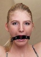 kinds-of-gags-53-ring-gag.jpg