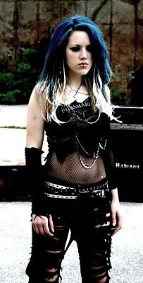 alissa_white_gluz_2.jpg