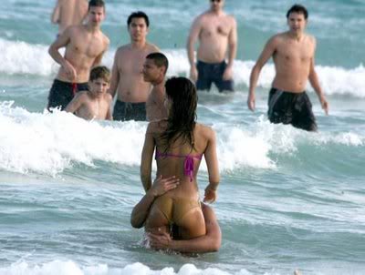 jessica-alba-bikini-2-ass.jpg