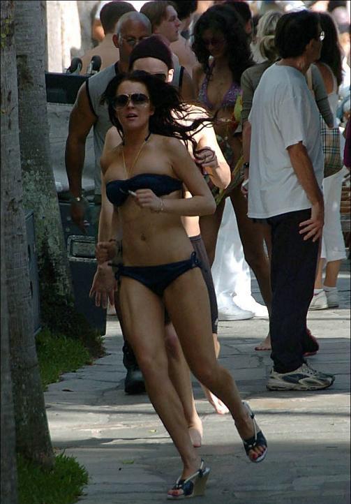 lohan8.jpg
