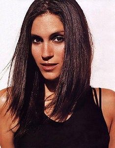 med_jami-gertz-1.jpg