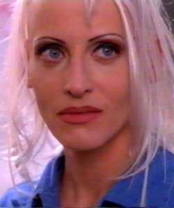 lori_petty.jpg