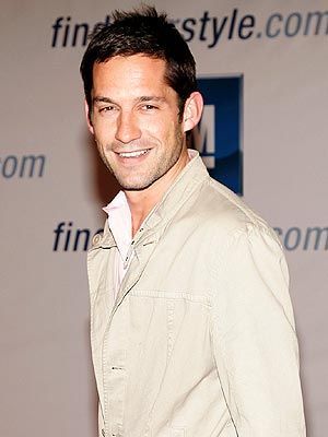 Enrique_Murciano_4.jpg