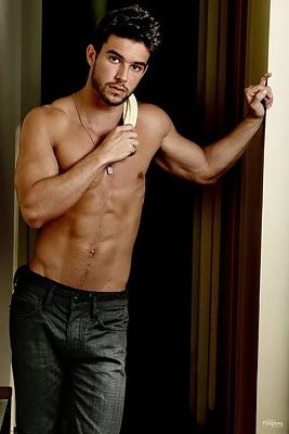 eye-candy-bernardo-velasco-17.jpg