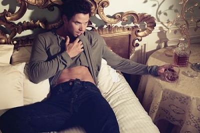 kellan-lutz-3.jpg