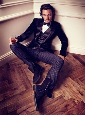 luke-evans-6.jpg
