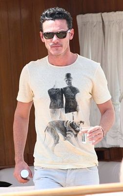 luke-evans-21.jpg