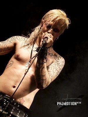 chris___the_lord___harms_xxii_by_greeneyedsoul_angel-d3hi4px.jpg