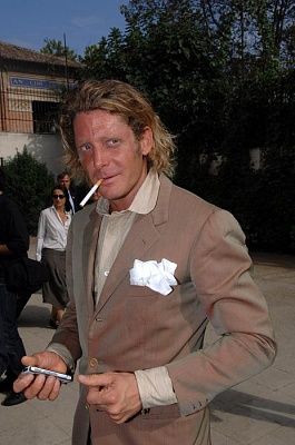 460036e91611c2b4_lapo_3.jpg