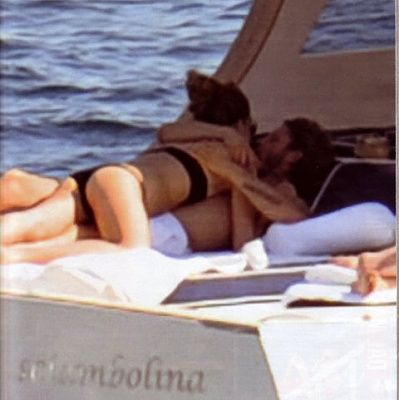 lapo-elkann-bianca-brandolini-d-adda-foto-vacanze-02.jpg
