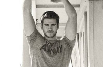 liam-hemsworth-gq-7-600-400.jpg